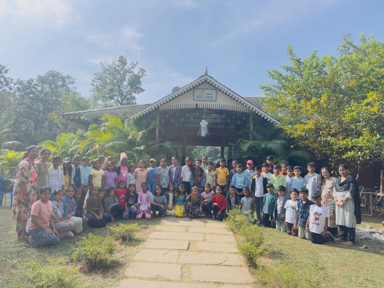 Students and teachers on an educational tour